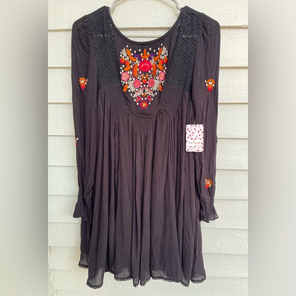 New Free People Boho Dress Black Embroidered Floral NWT Open Back
